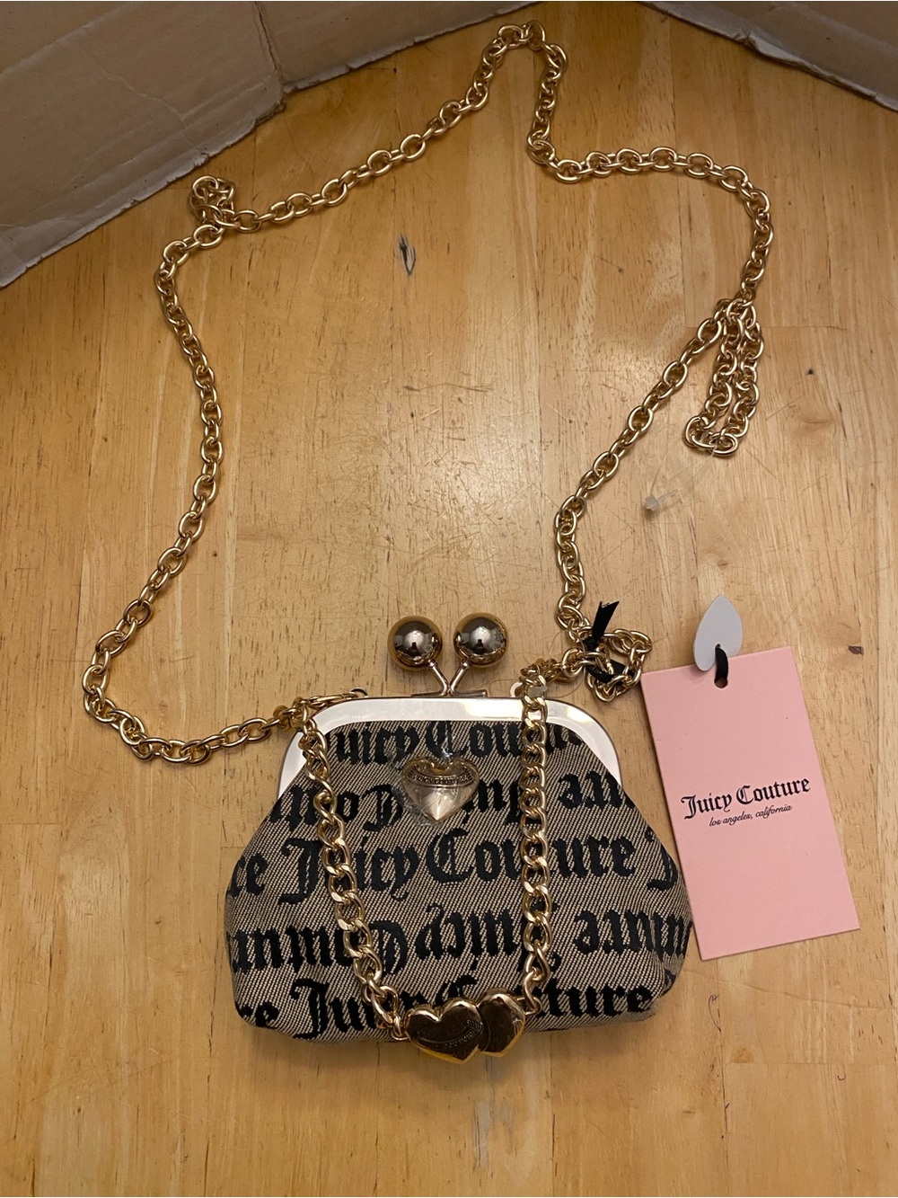 Juicy Couture Mini Kisslock Crossbody with Gold chain & Hardware. Logo. NWT. - Picture 2 of 6